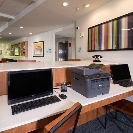 Holiday Inn Express & Suites - Michigan City By Ihg Exterior foto