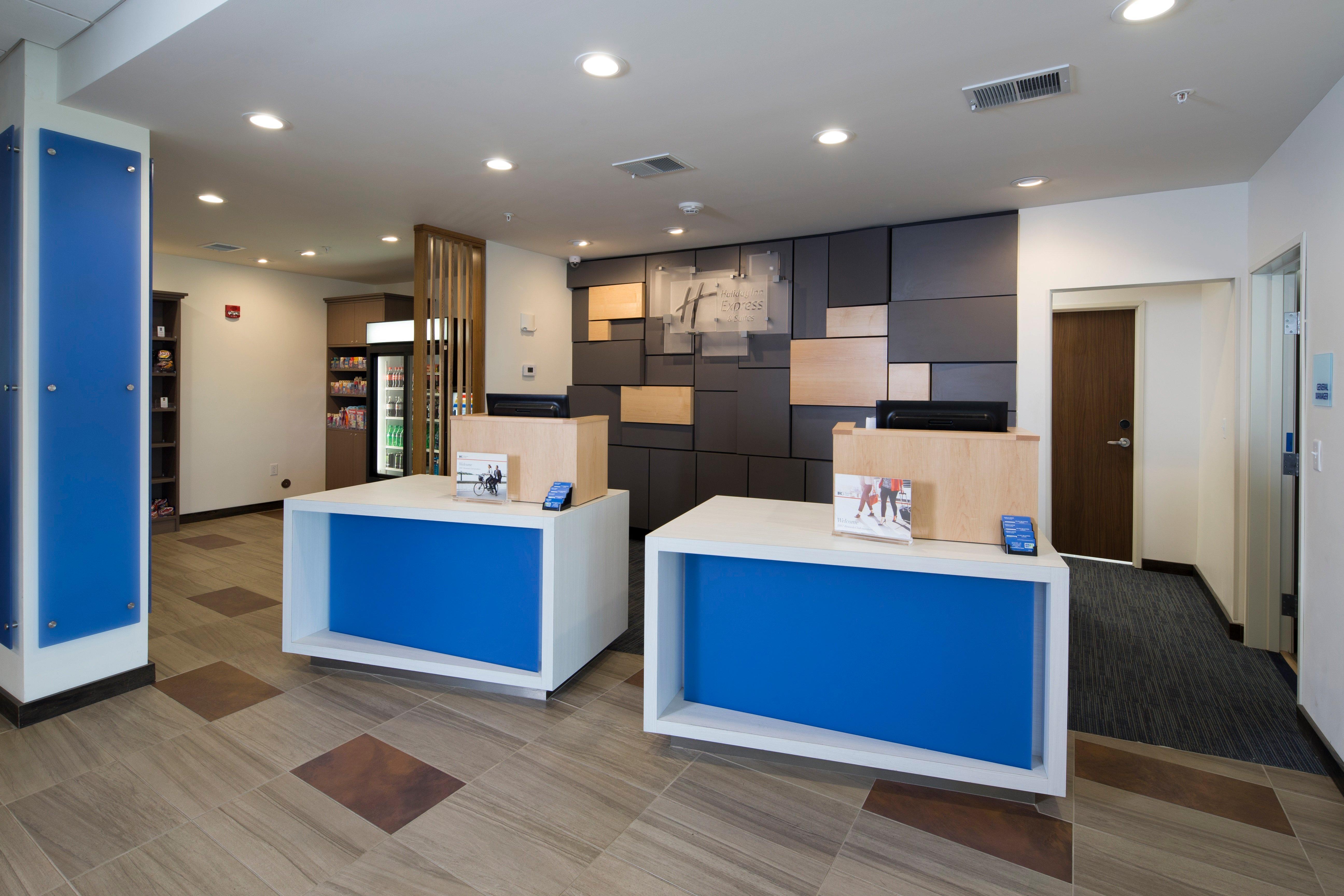 Holiday Inn Express & Suites - Michigan City By Ihg Exterior foto